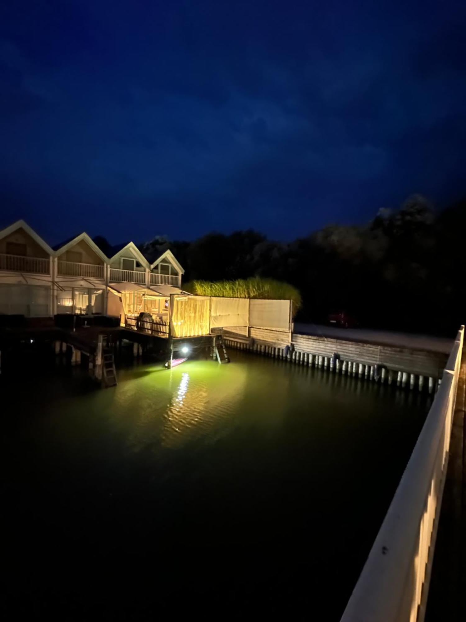 Haus Am See Neusiedl am See Esterno foto