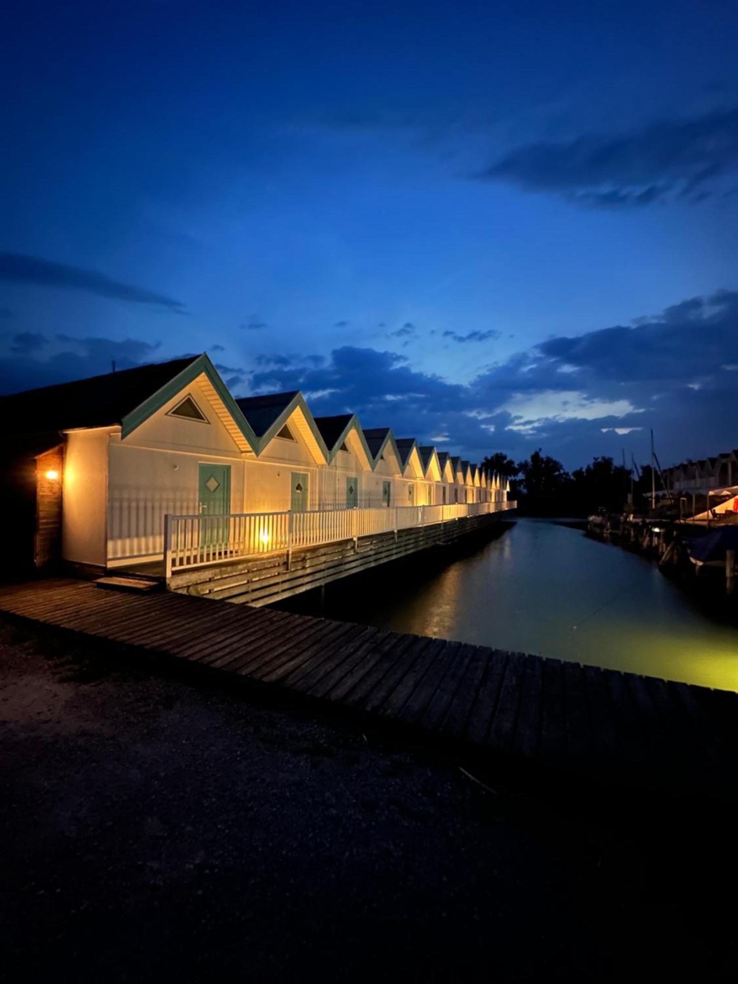 Haus Am See Neusiedl am See Esterno foto